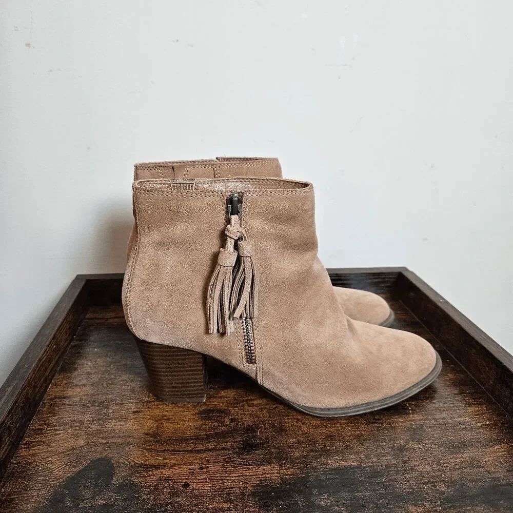 Vionic Western Sexy Boots with Tassel Women's Tan Size 9.5